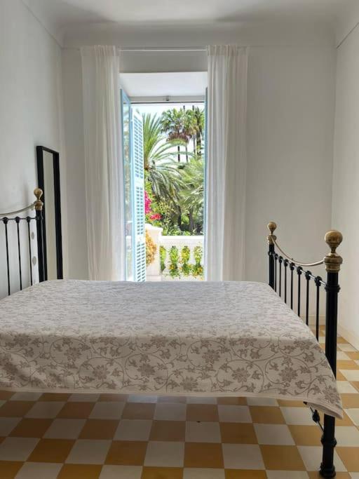 Beautiful Garden Apartment Steps From The Beach Menton Exterior foto